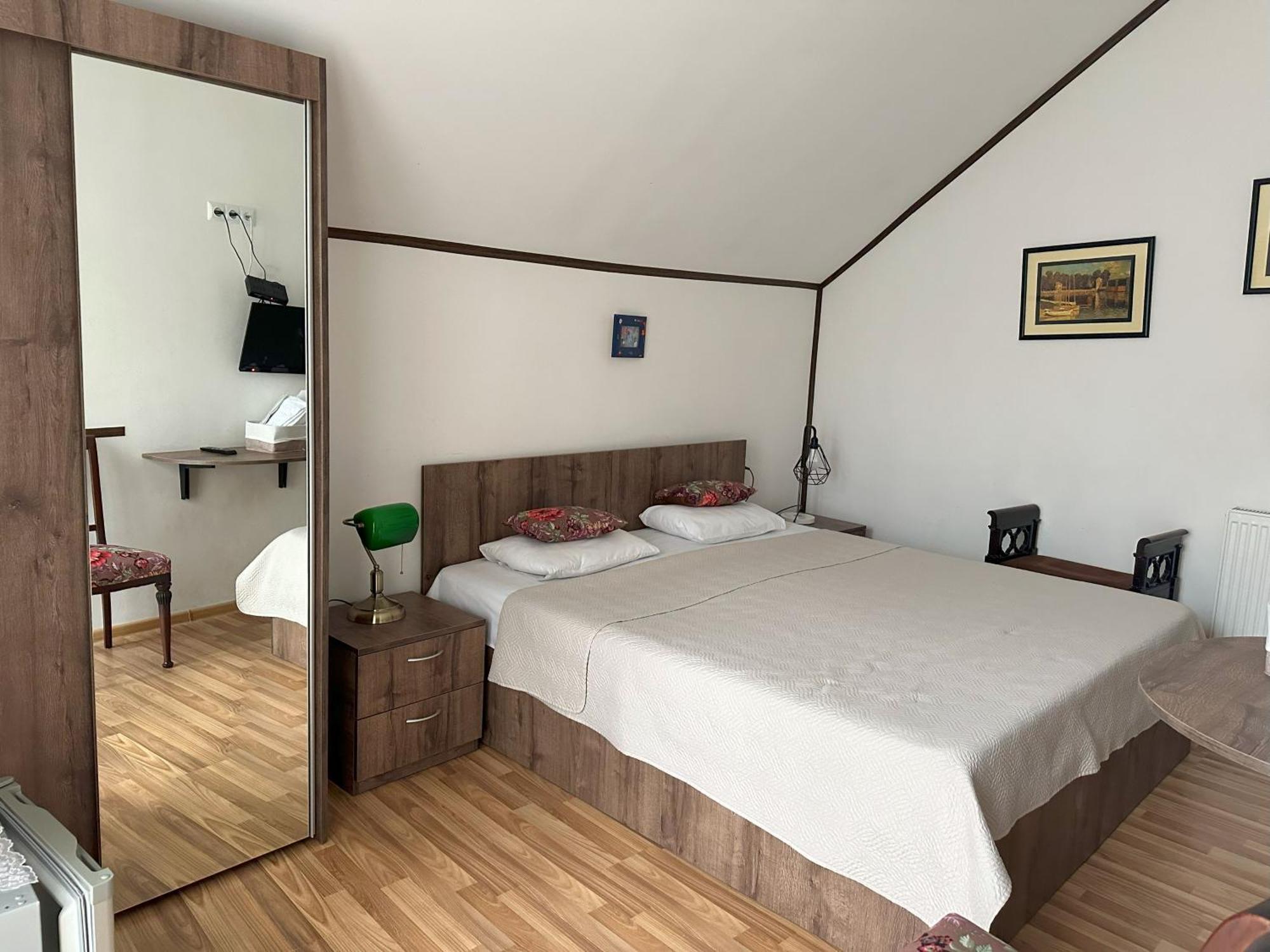 Hotel Home Tbilisi Buitenkant foto