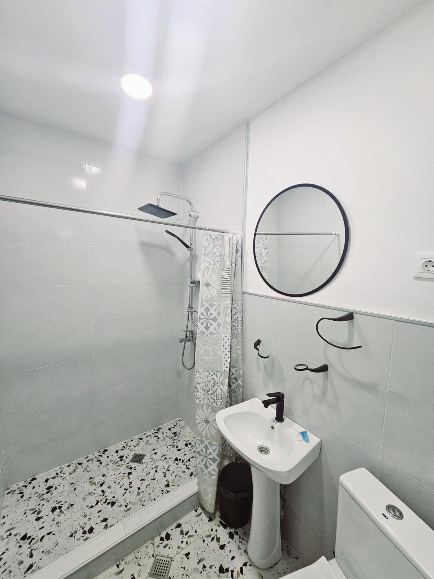 Hotel Home Tbilisi Buitenkant foto